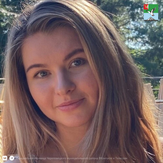 Дарина Чебарицына первый год преподает в Домозёровской школе. Она учитель физкультуры. Образование получила в ЧГУ.. Дарина Чебарицына первый год преподает в Домозёровской школе. Она учитель физкультуры. Образование получила в ЧГУ..